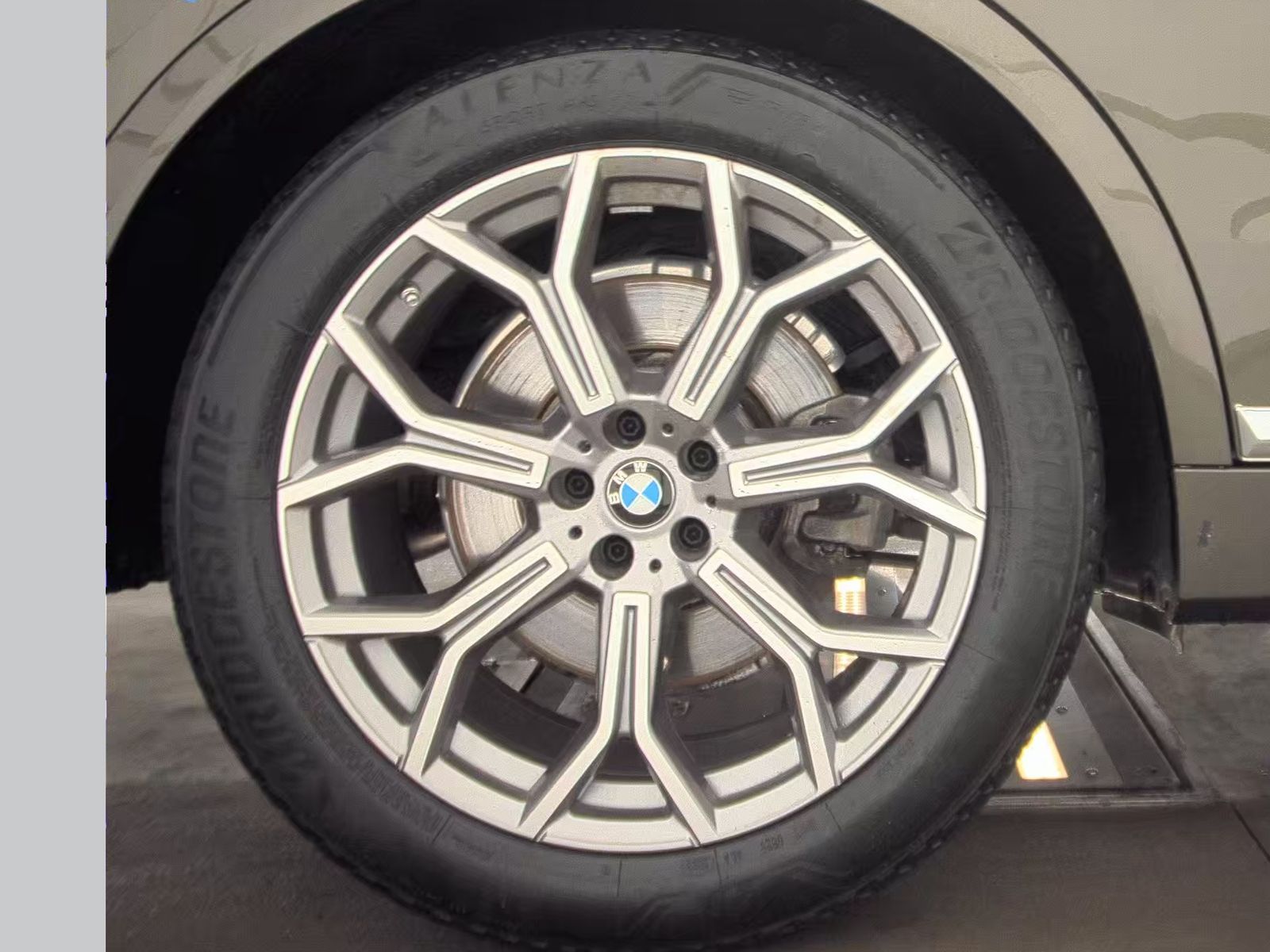 2024 BMW X7 xDrive40i AWD