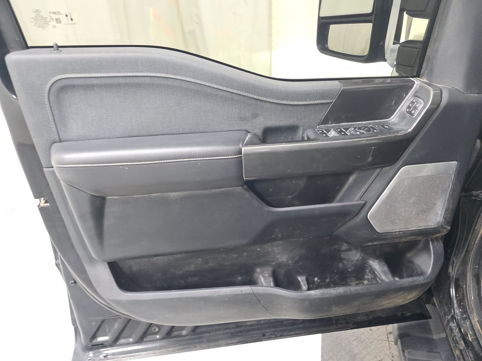 2023 Ford F-150 Lariat AWD