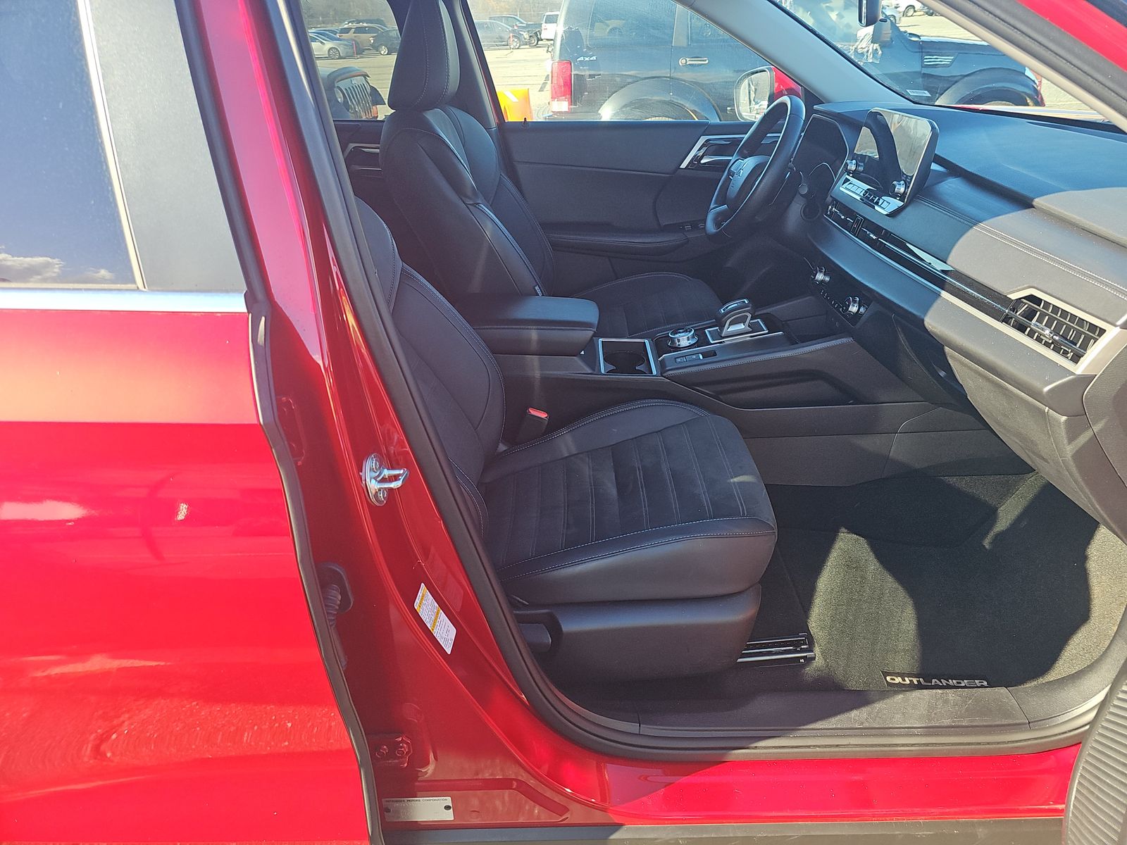 2024 Mitsubishi Outlander SE FWD