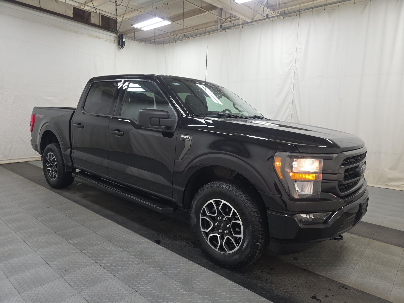 2023 Ford F-150 XLT AWD