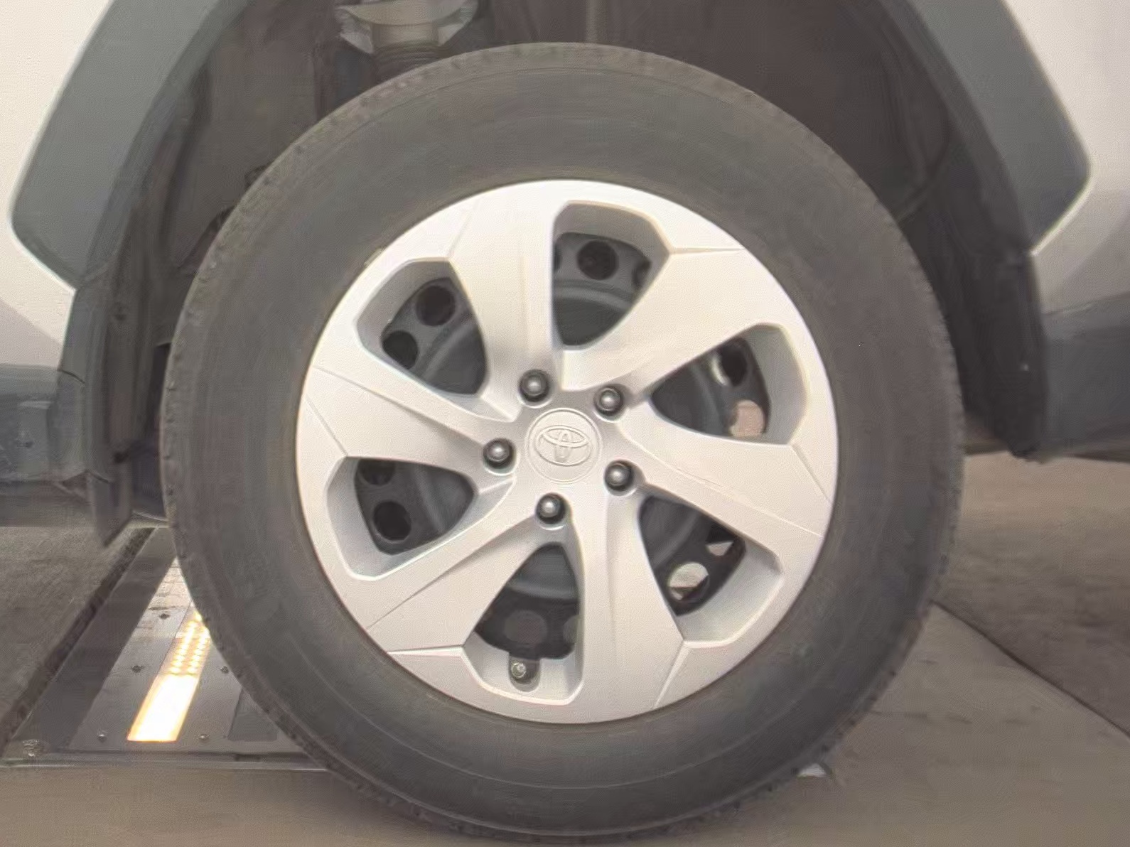 2024 Toyota RAV4 LE AWD