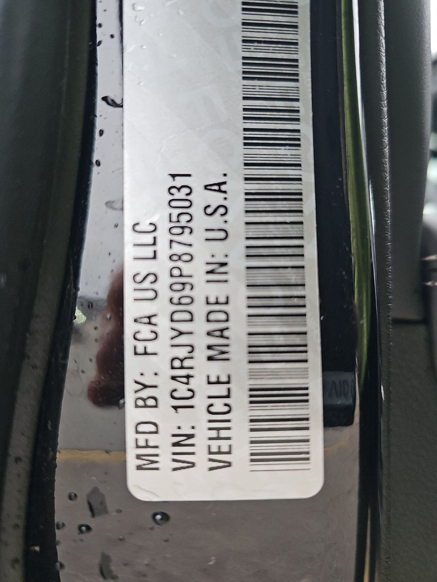 2023 Jeep Grand Cherokee 4xe Overland AWD