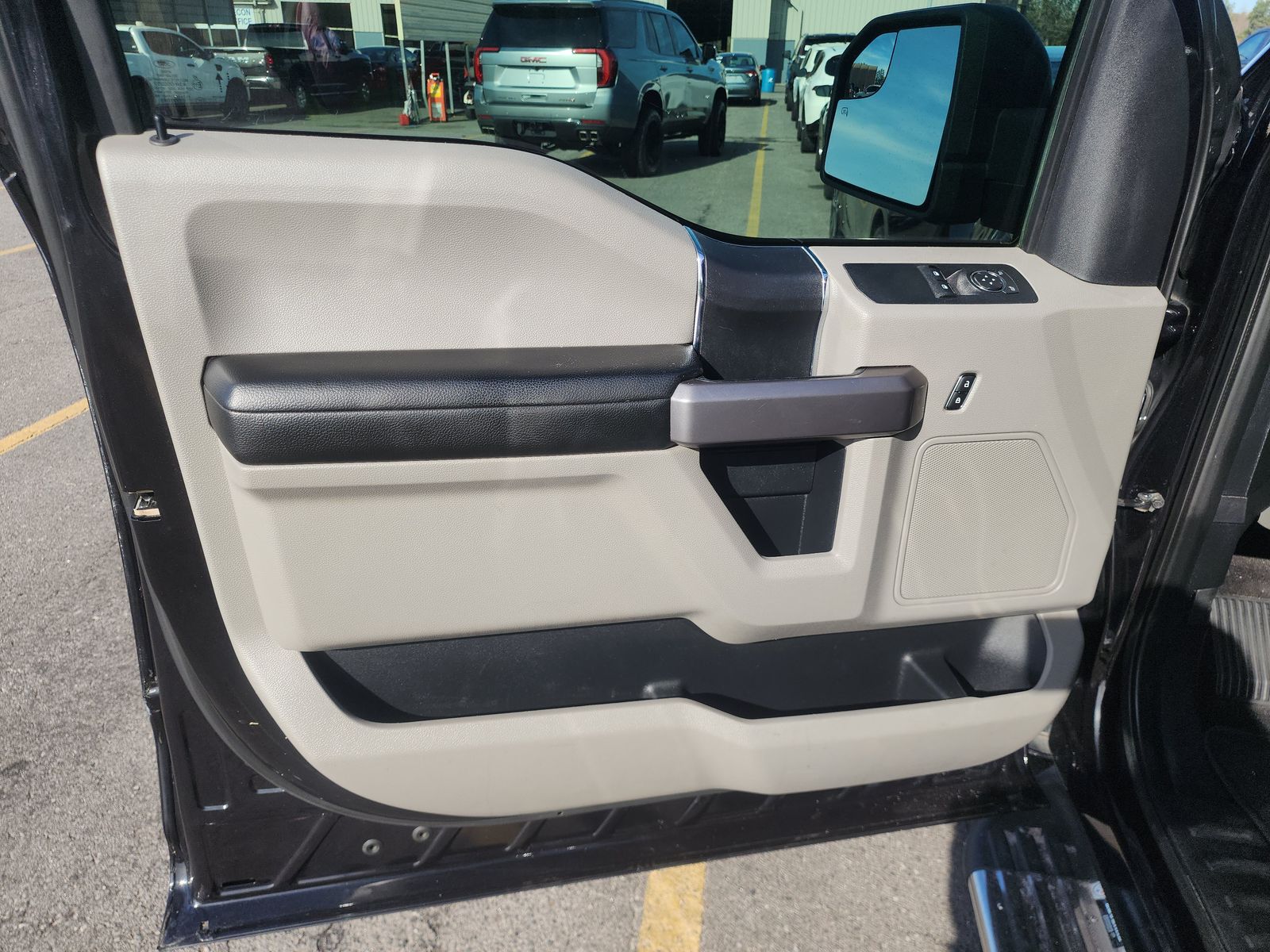 2019 Ford F-150 XLT RWD