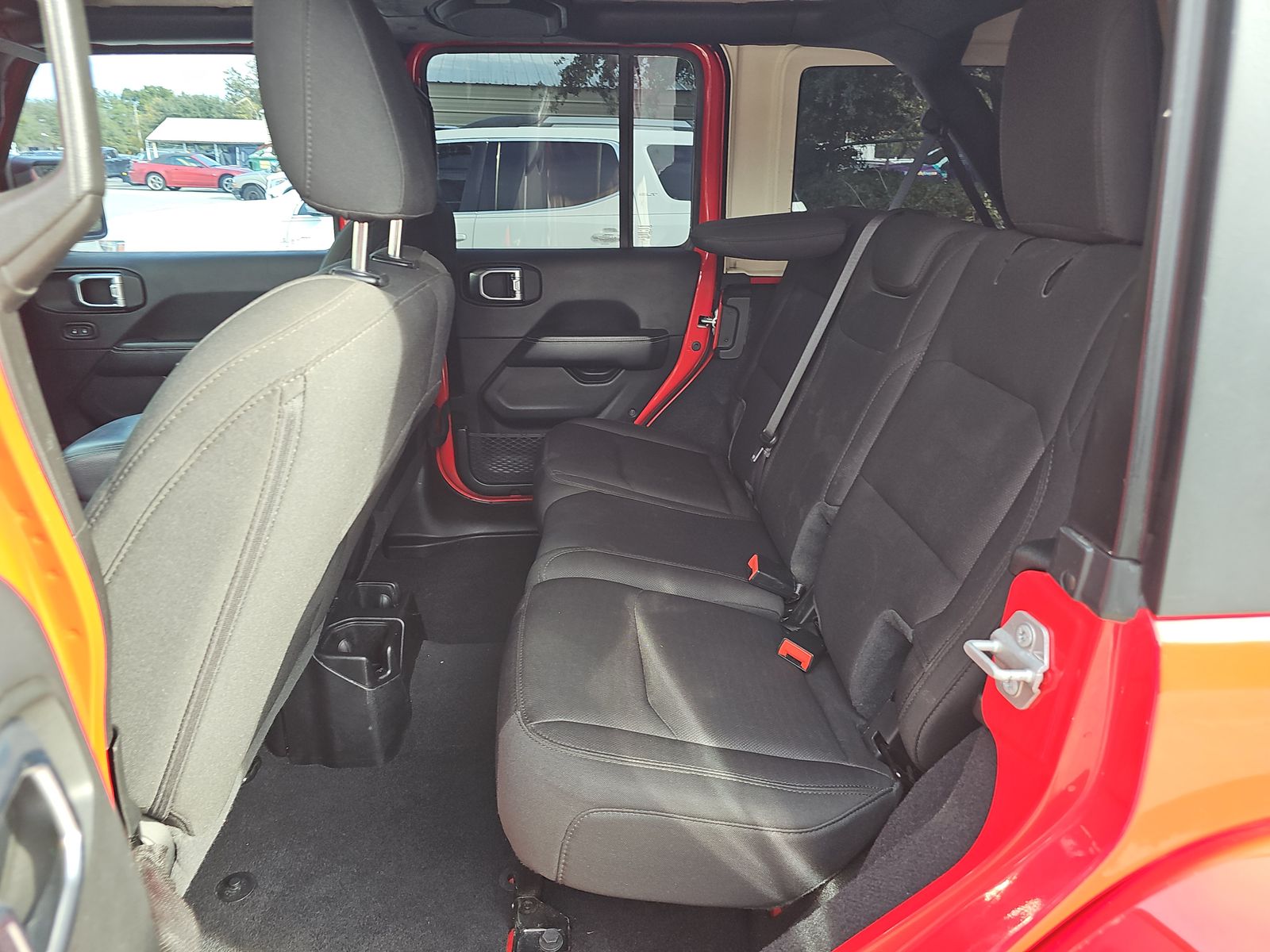 2020 Jeep Wrangler Unlimited Sahara AWD