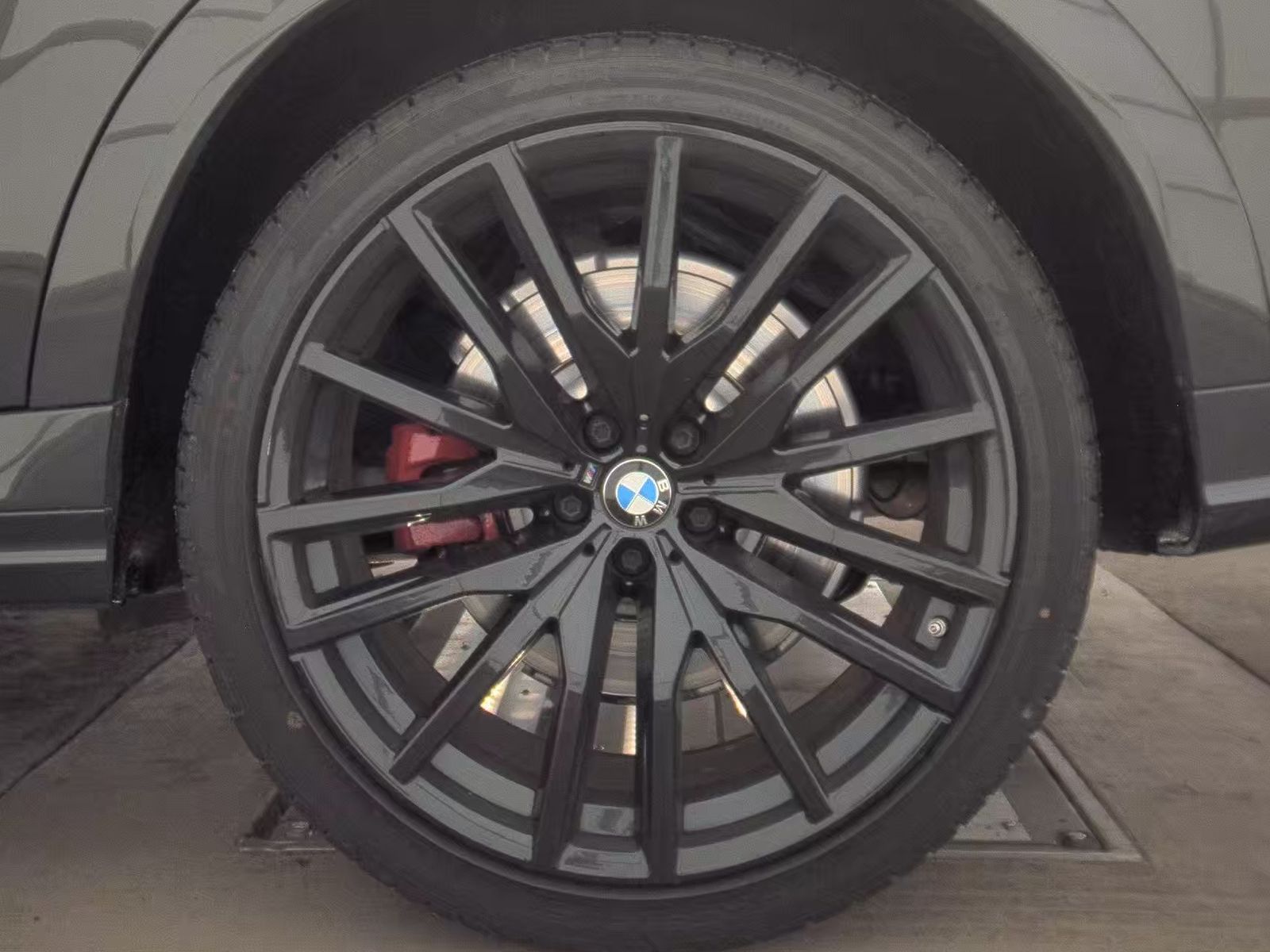 2022 BMW X6 M50i AWD