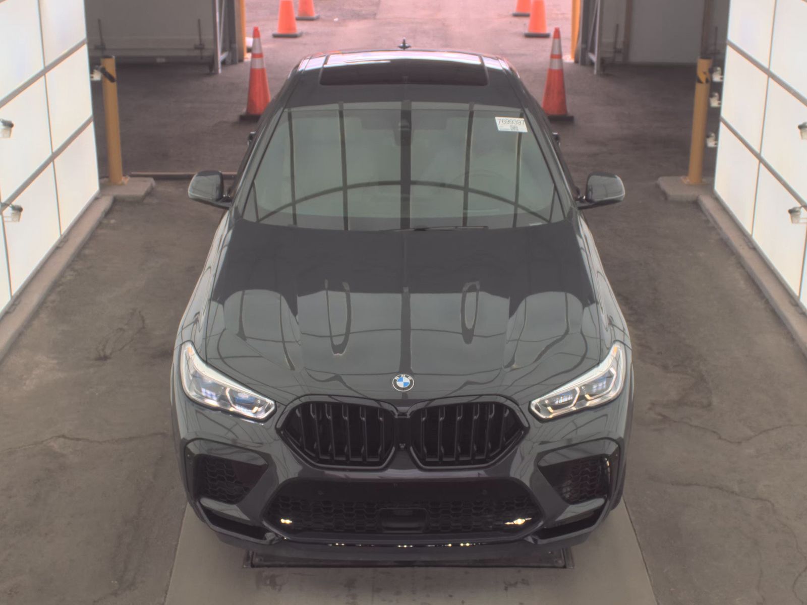 2022 BMW X6 M50i AWD