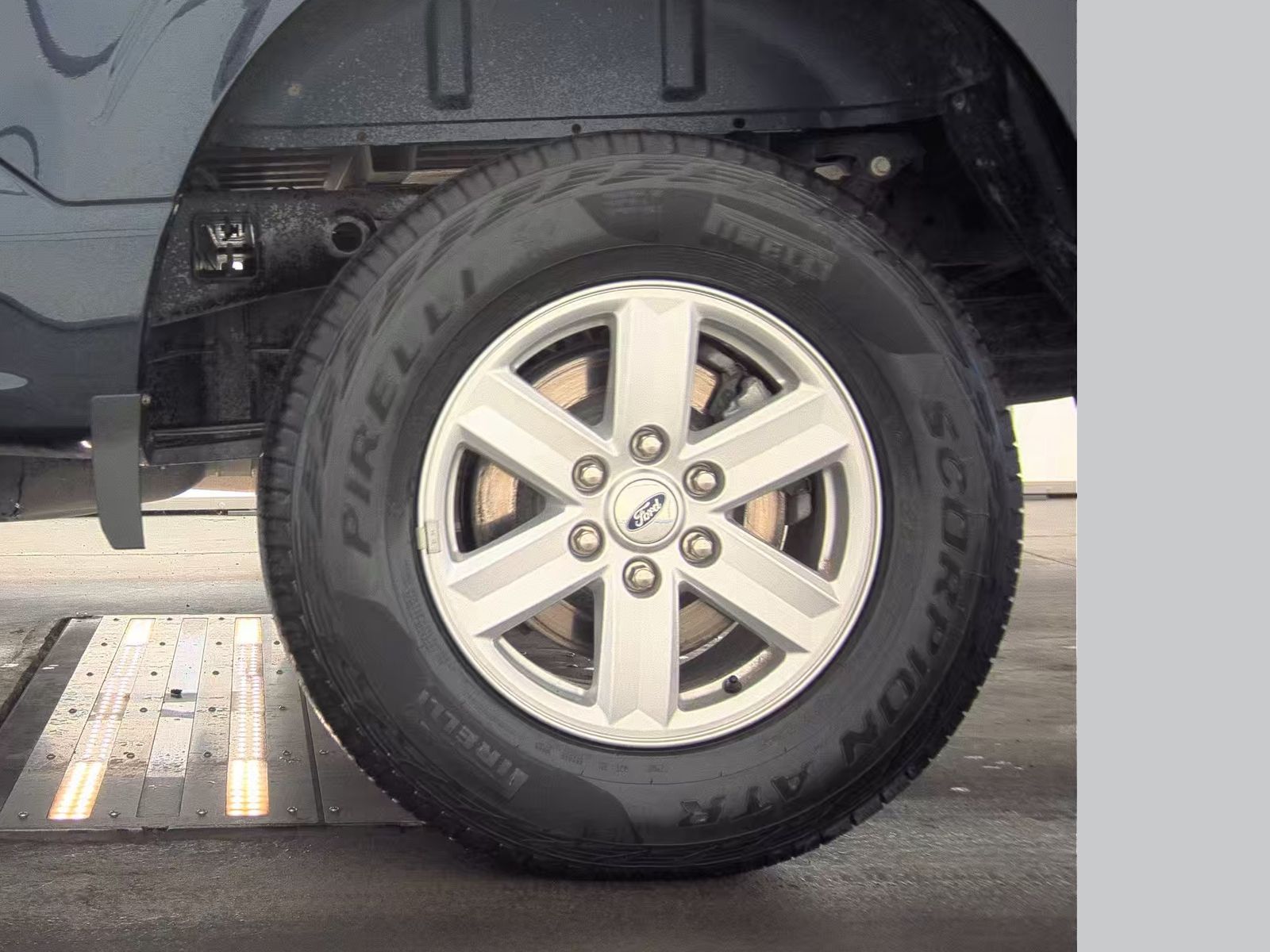 2024 Ford F-150 XL AWD