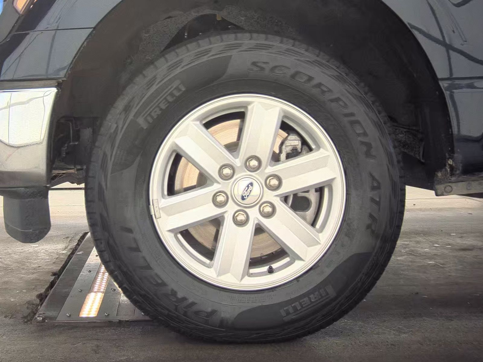 2024 Ford F-150 XL AWD