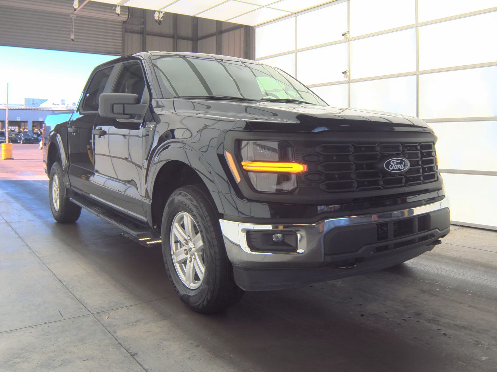 2024 Ford F-150 XL AWD