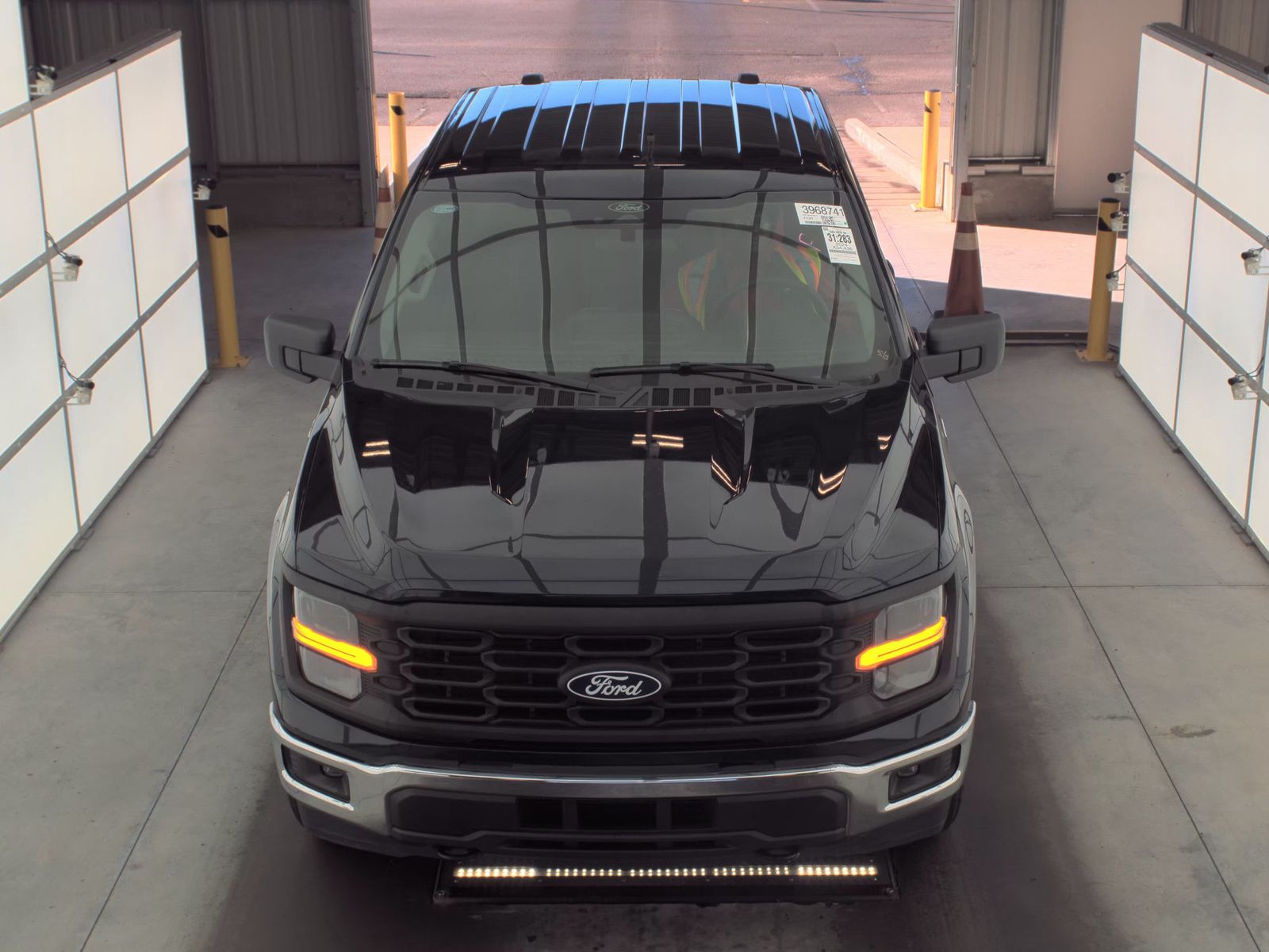 2024 Ford F-150 XL AWD