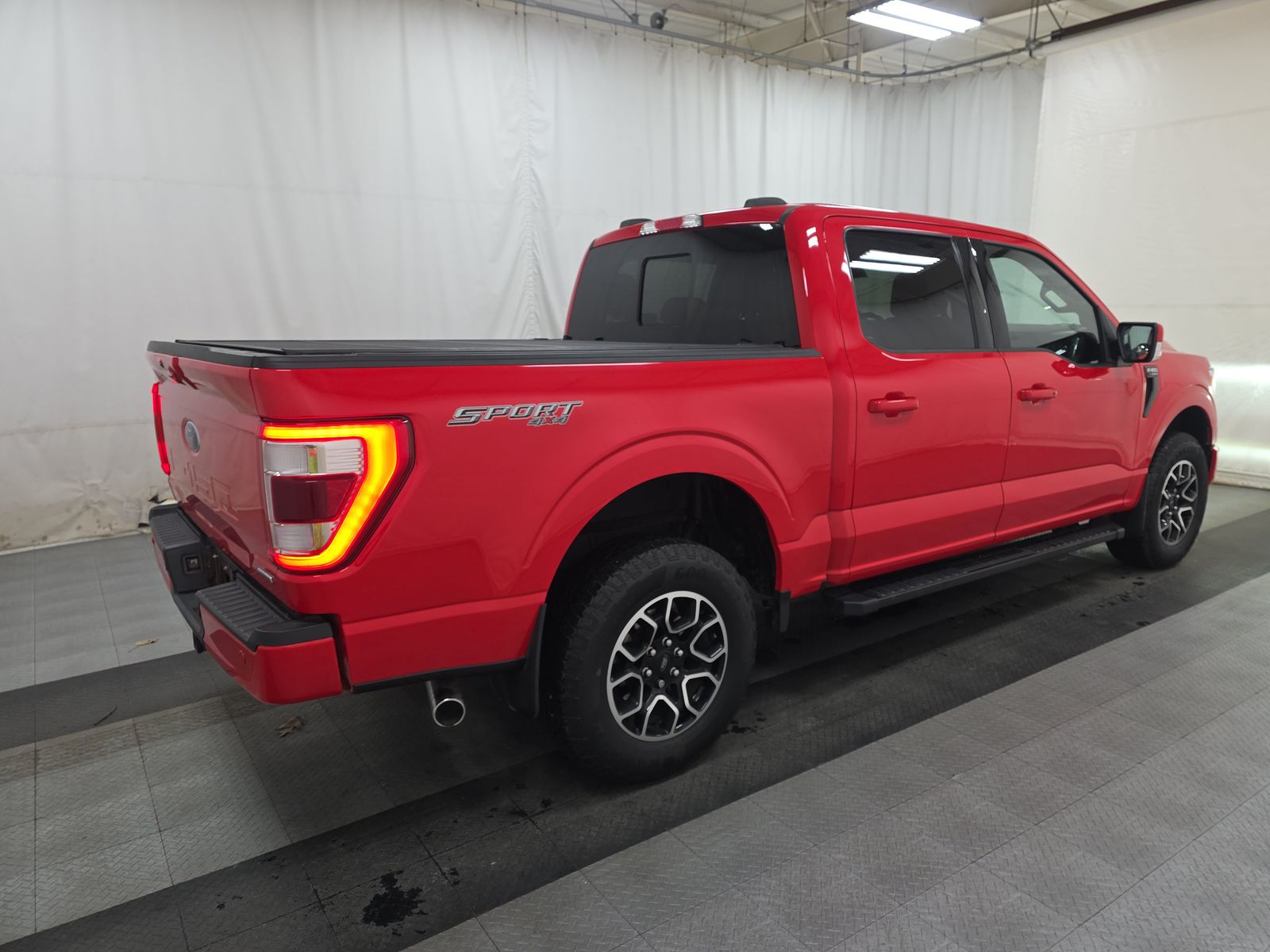 2023 Ford F-150 Lariat AWD