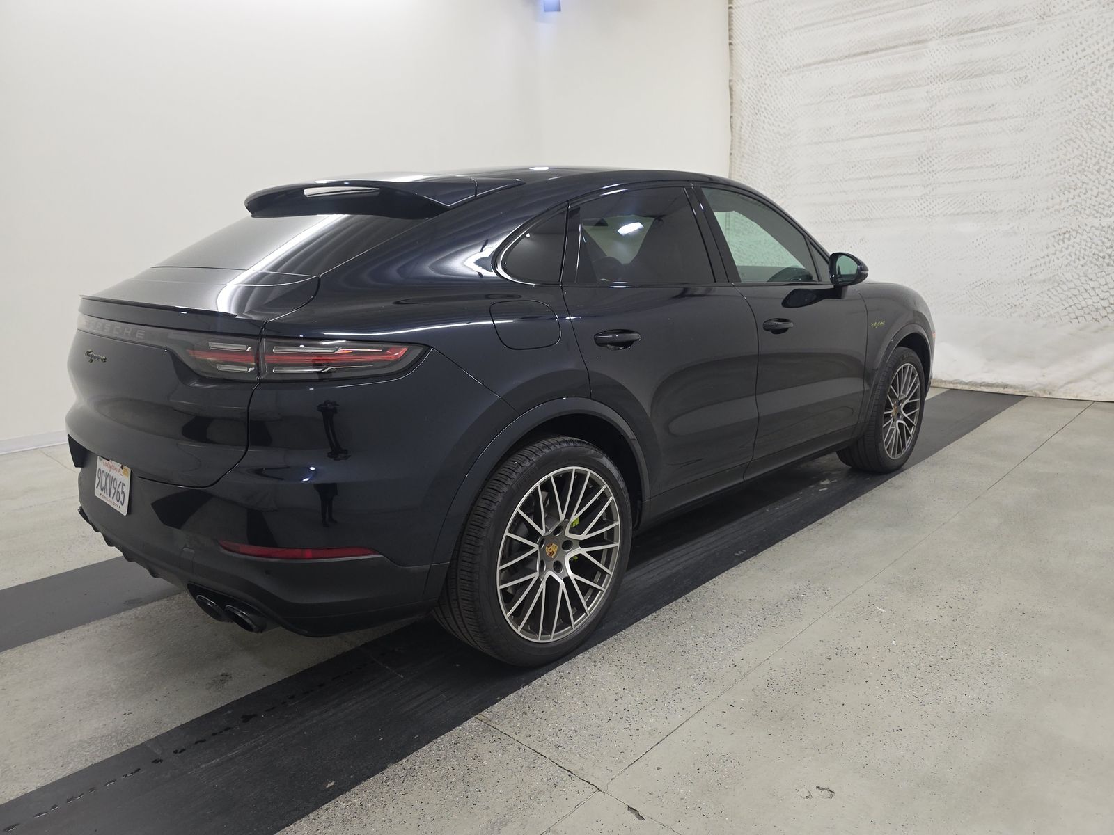 2022 Porsche Cayenne E-Hybrid Platinum Edition AWD