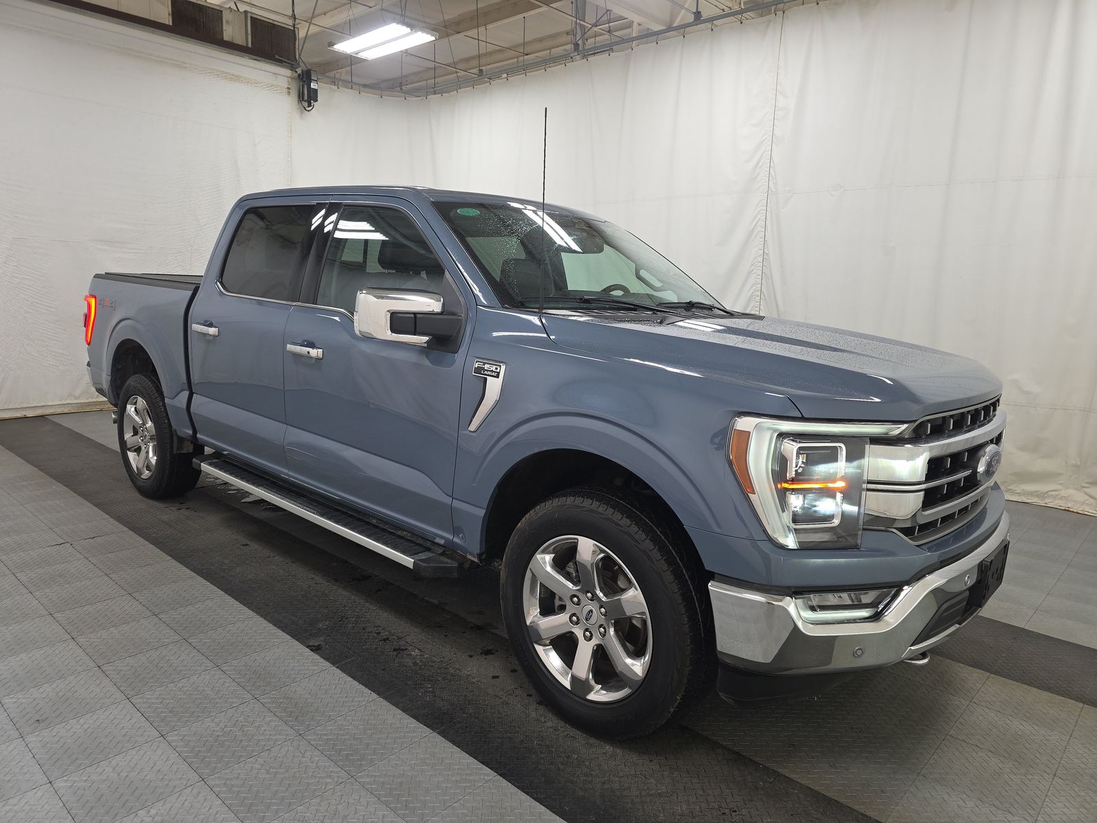 2023 Ford F-150 Lariat AWD