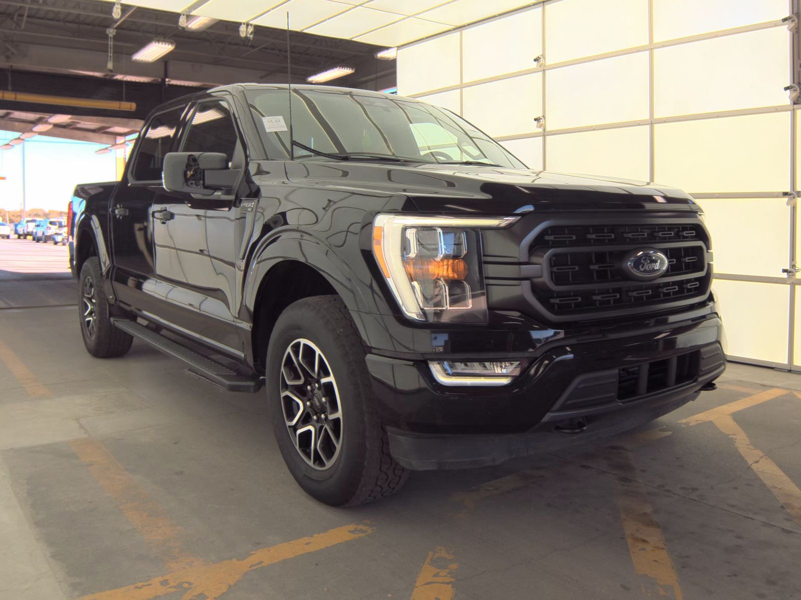 2022 Ford F-150 XLT AWD