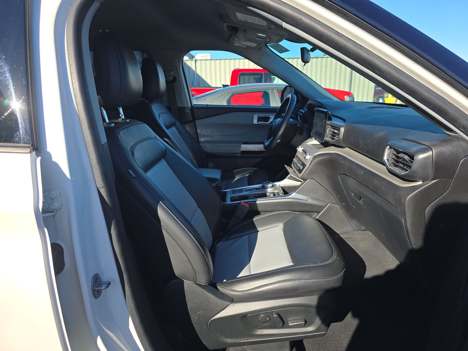 2022 Ford Explorer XLT FWD