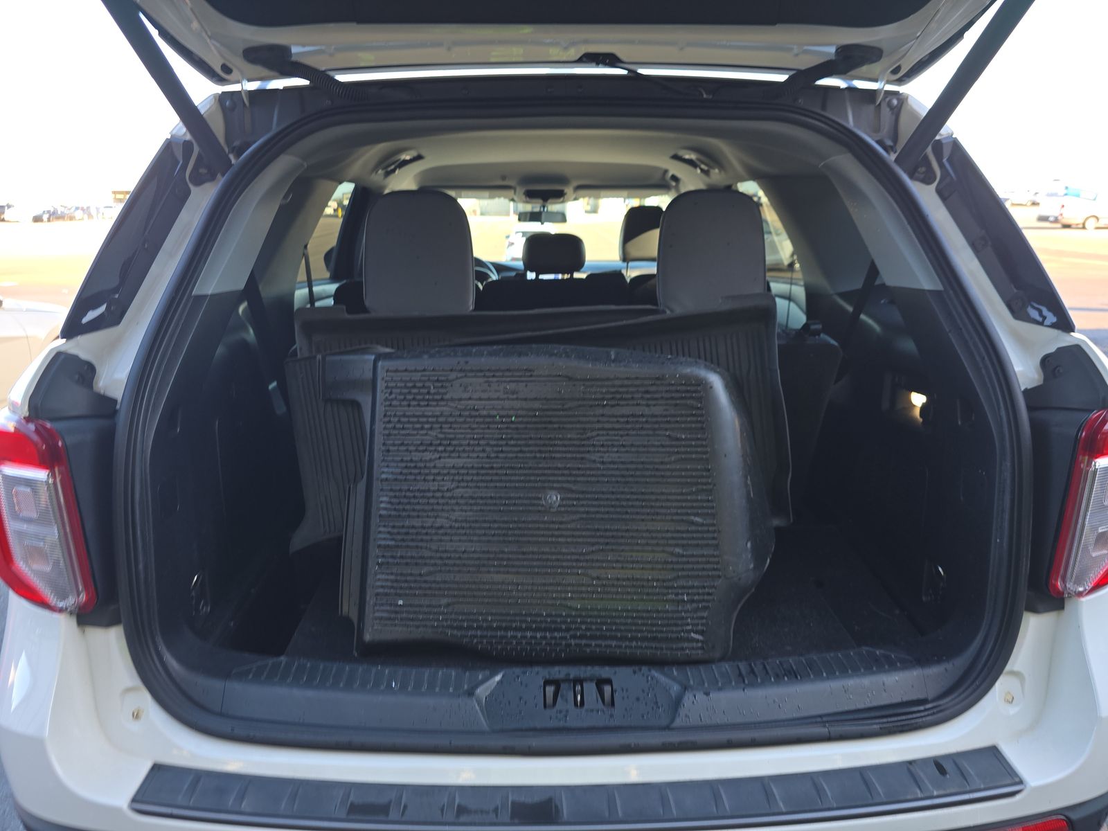 2022 Ford Explorer XLT FWD