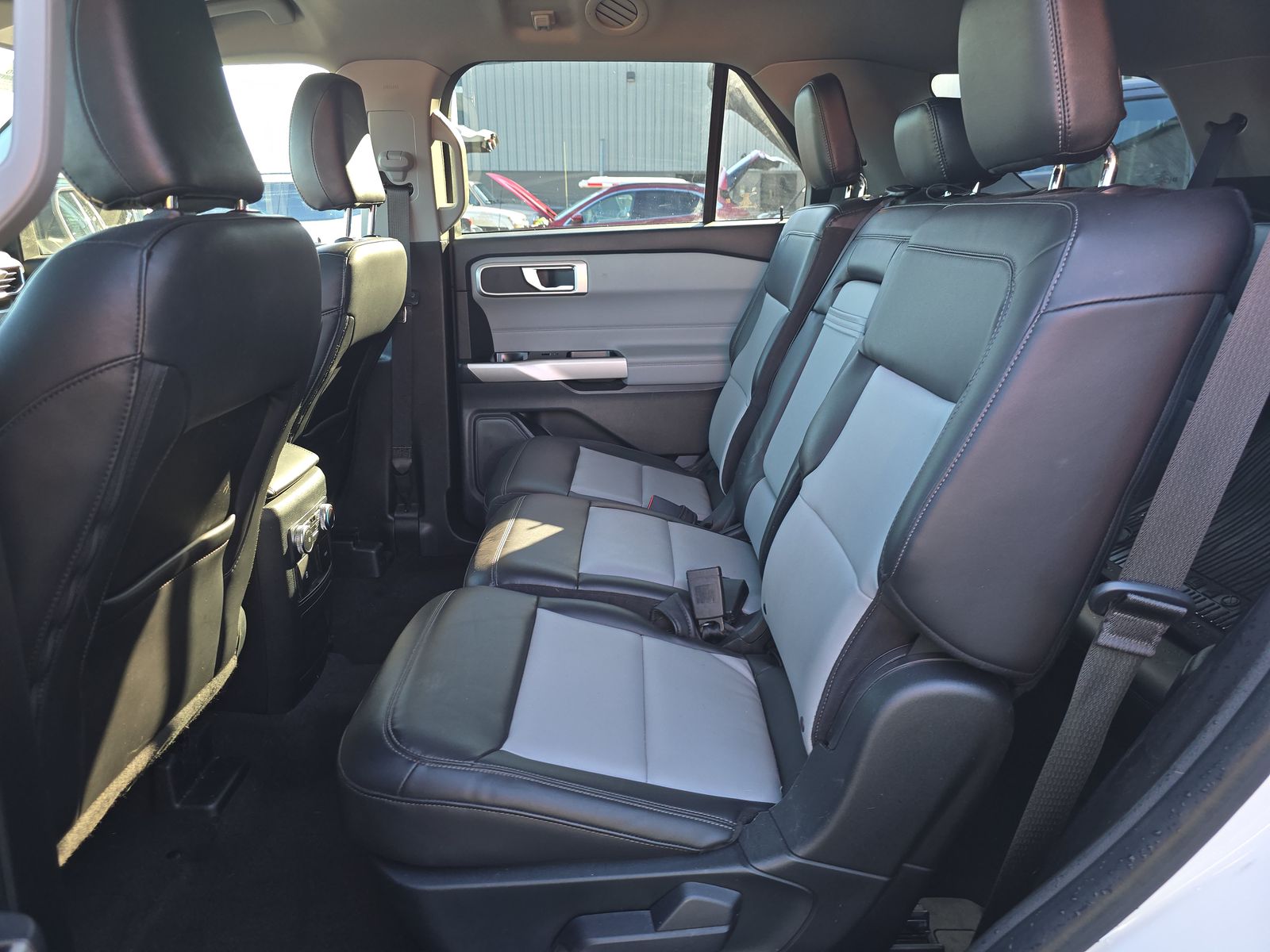 2022 Ford Explorer XLT FWD