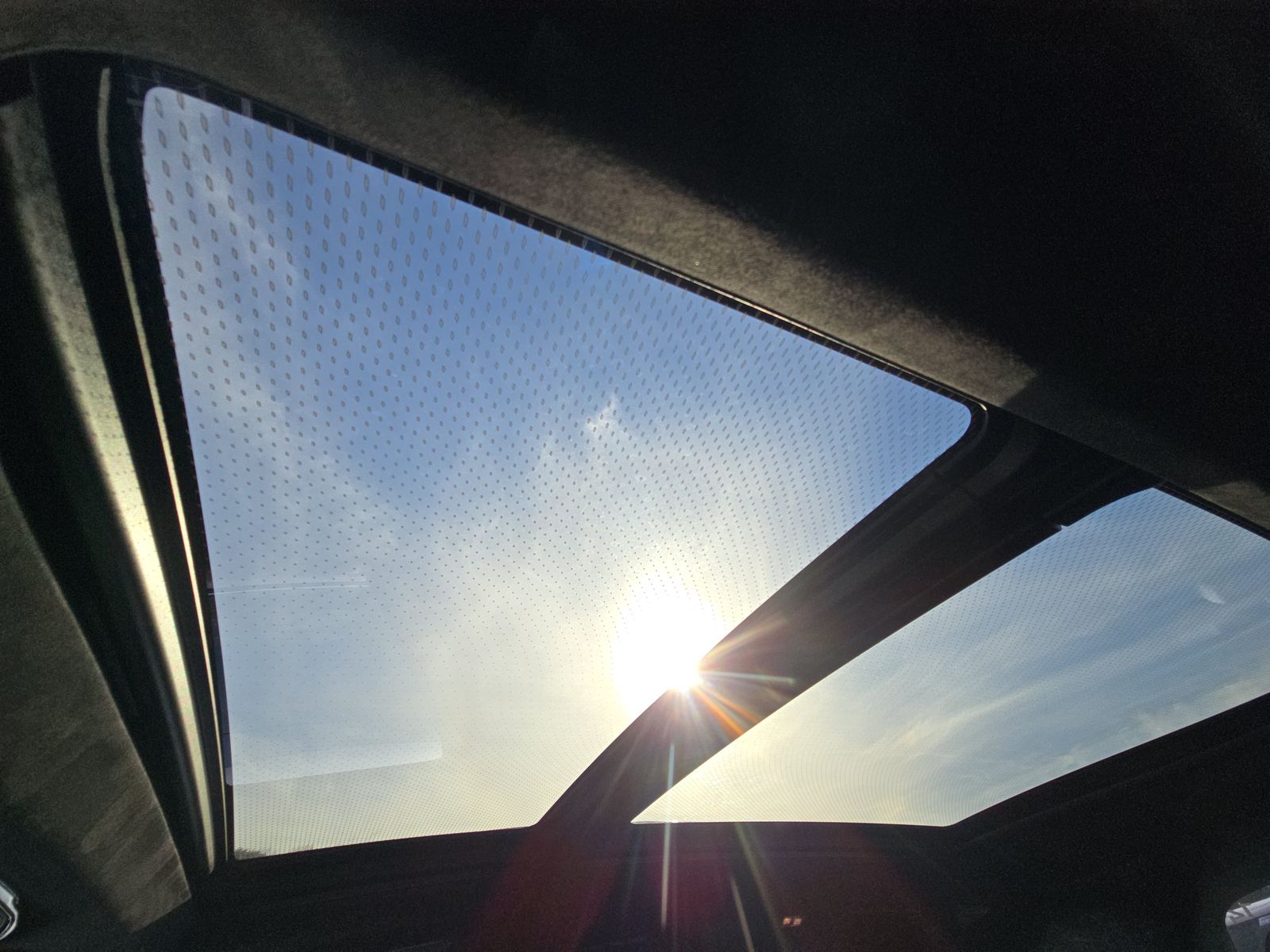 2025 BMW X7 M60i AWD