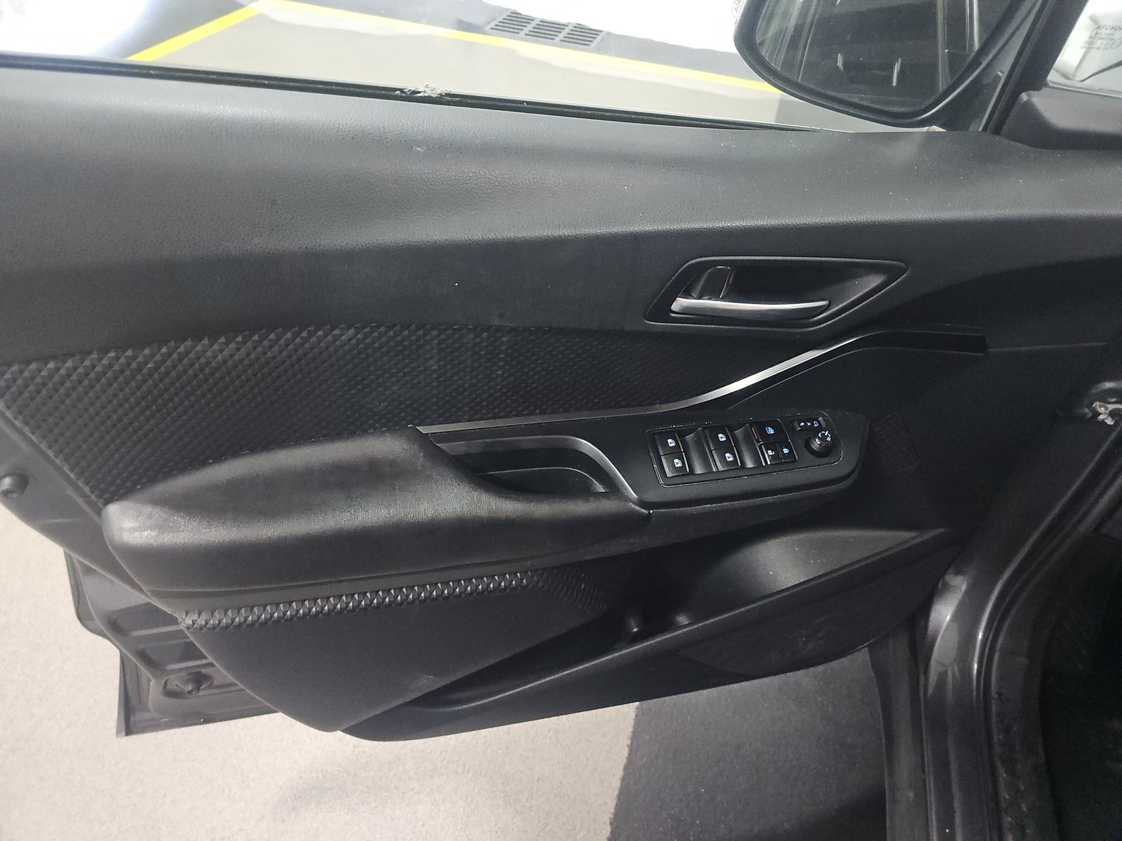 2018 Toyota C-HR XLE Premium FWD