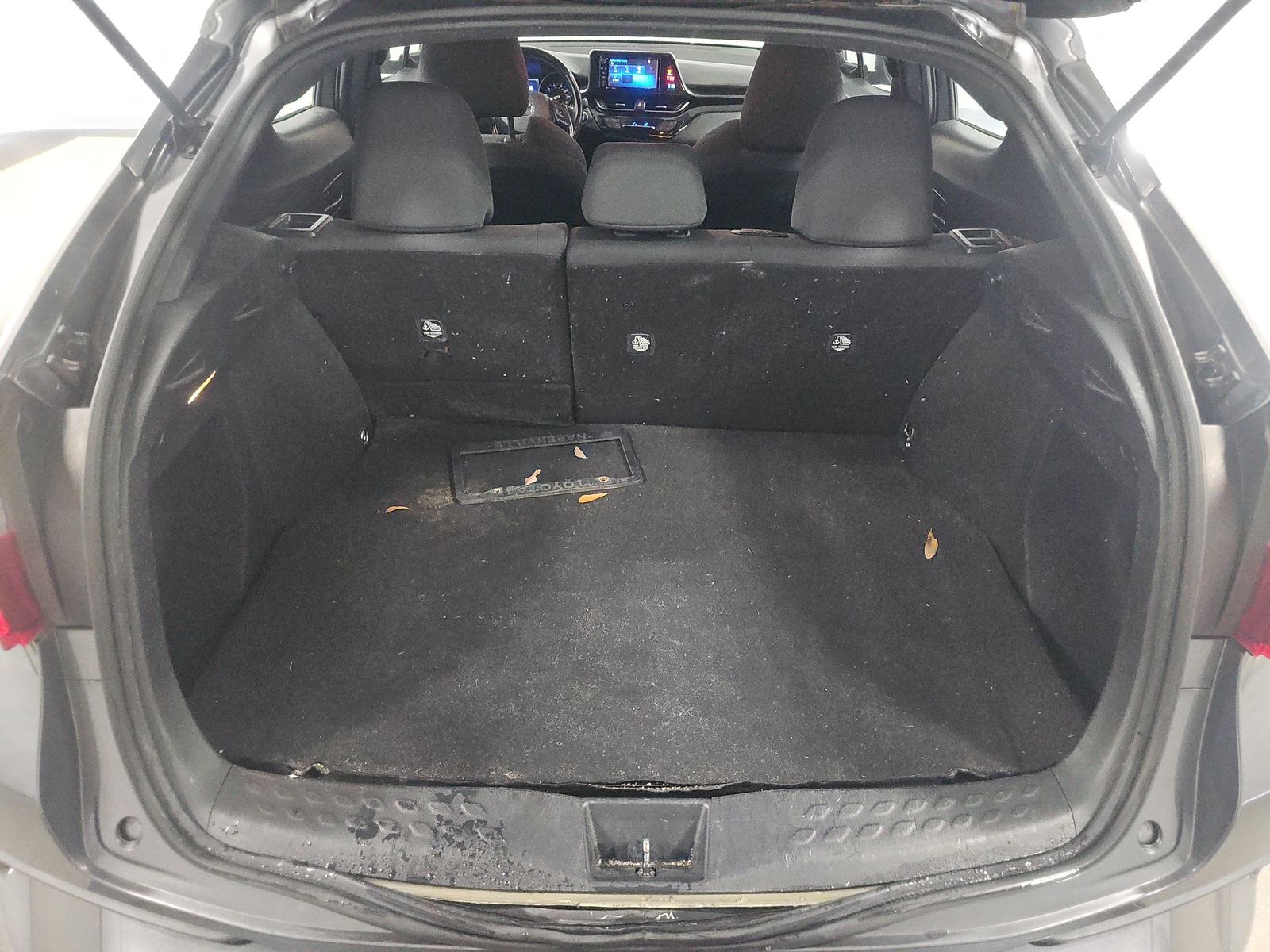 2018 Toyota C-HR XLE Premium FWD