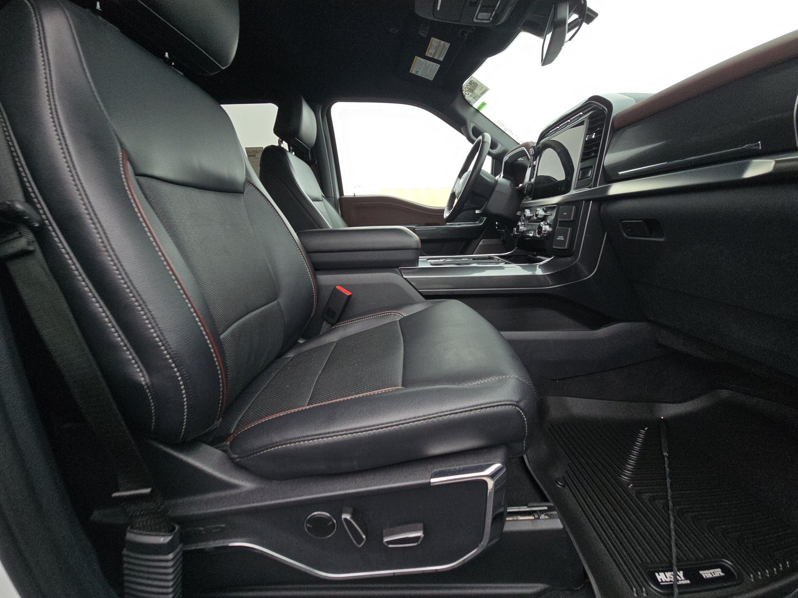 2023 Ford F-150 Lariat AWD