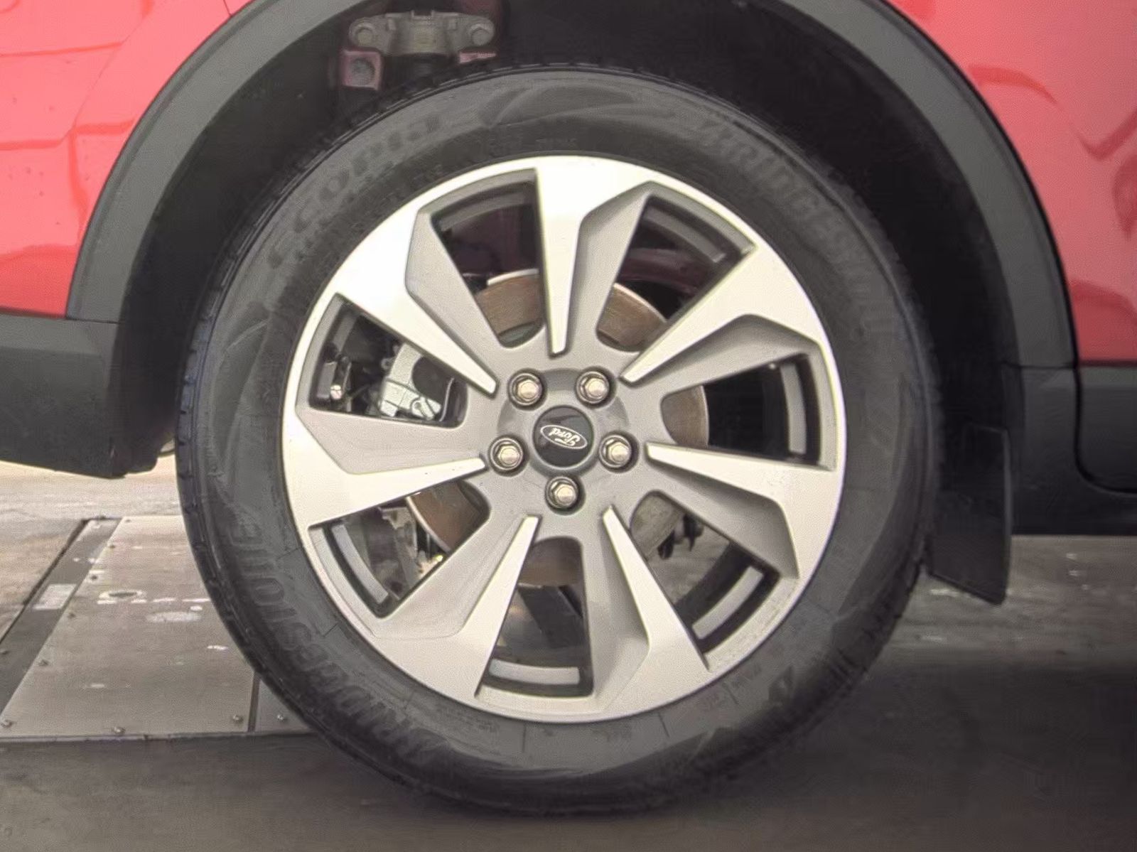 2025 Ford Escape Hybrid Platinum FWD