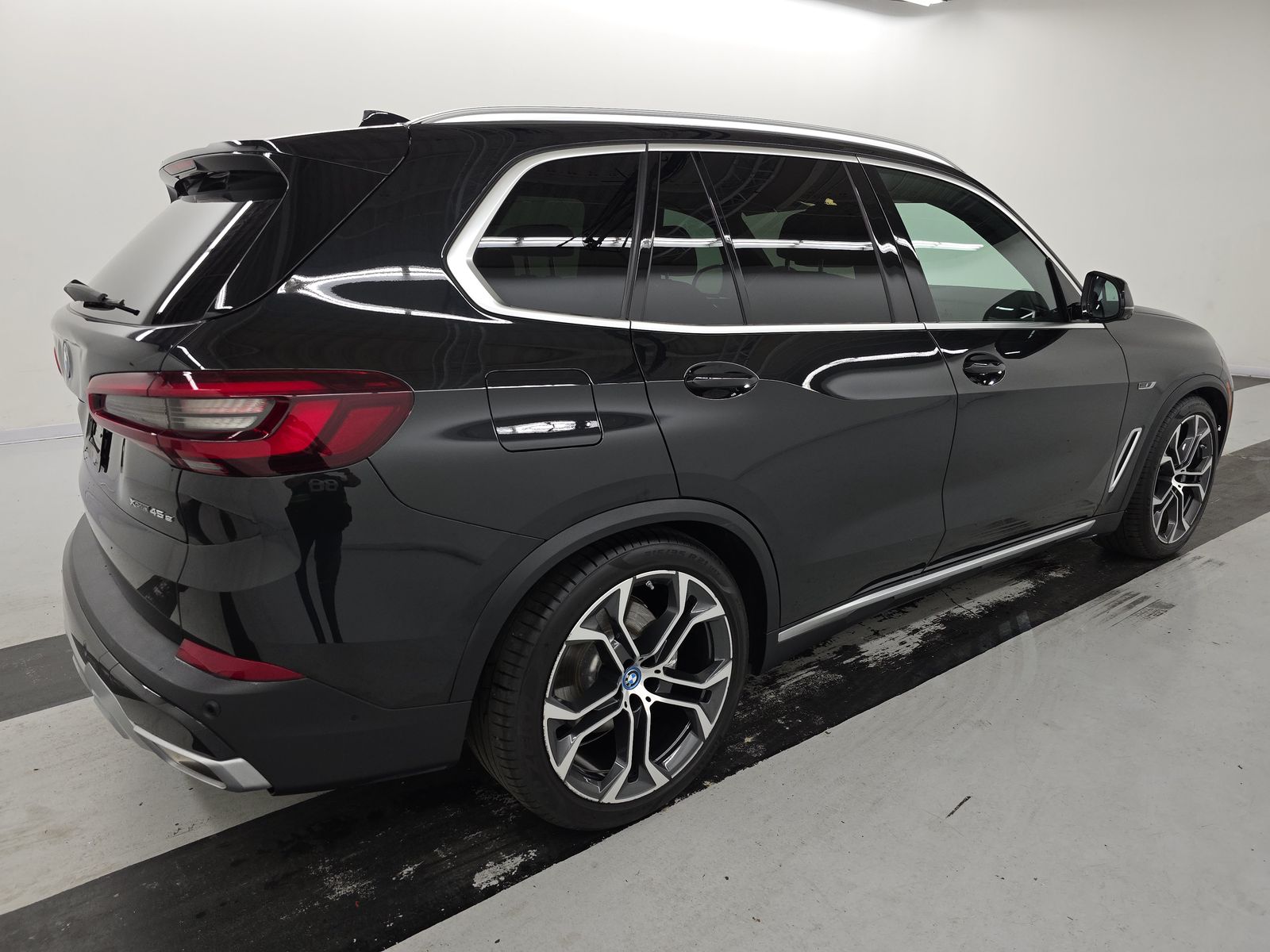 2023 BMW X5 xDrive45e AWD