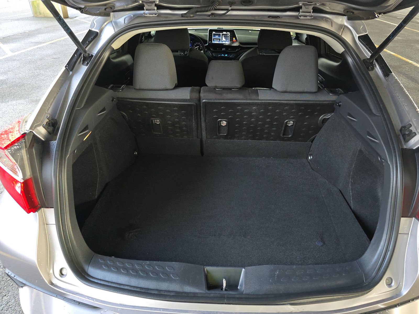 2020 Toyota C-HR LE FWD