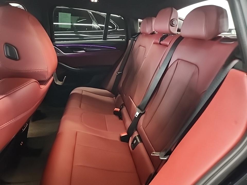 2023 BMW X4 M40i AWD