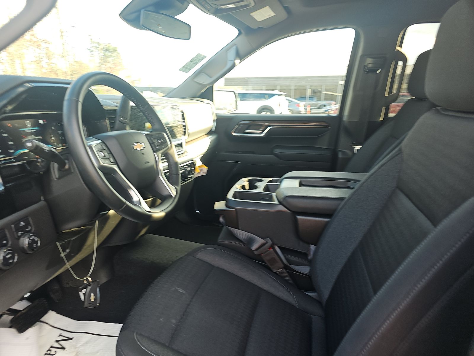 2023 Chevrolet Silverado 1500 LT AWD