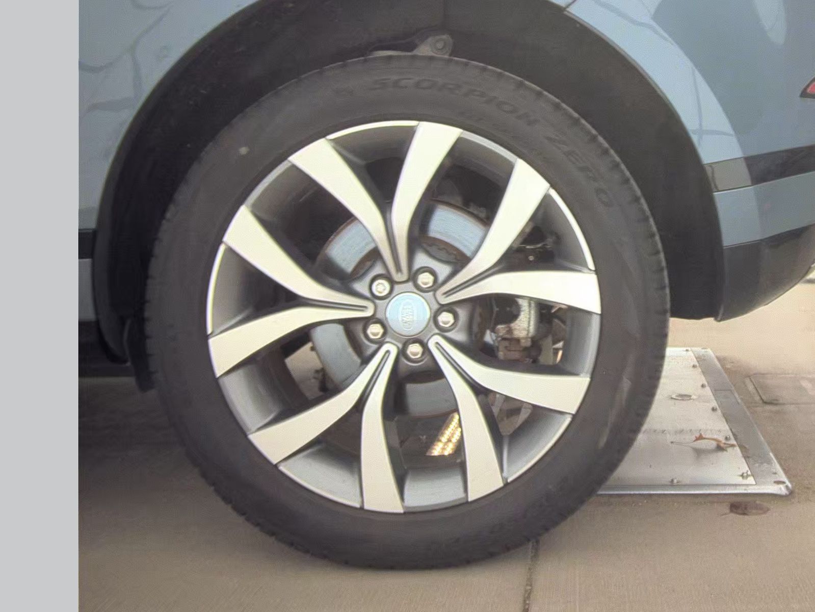 2023 Land Rover Range Rover Evoque R-Dynamic SE AWD