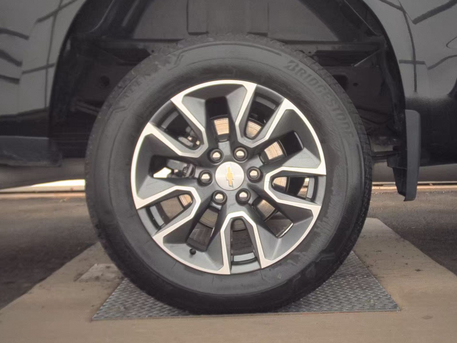 2023 Chevrolet Silverado 1500 LT AWD