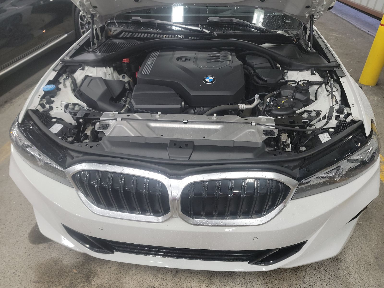 2023 BMW 3 Series 330i xDrive AWD