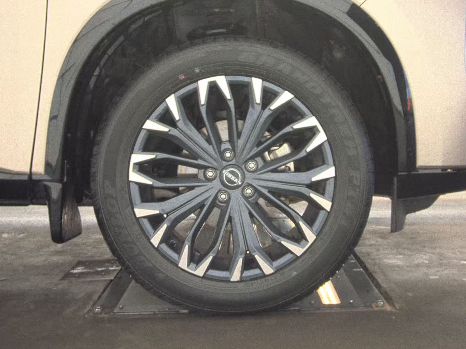 2024 Nissan Rogue Platinum AWD