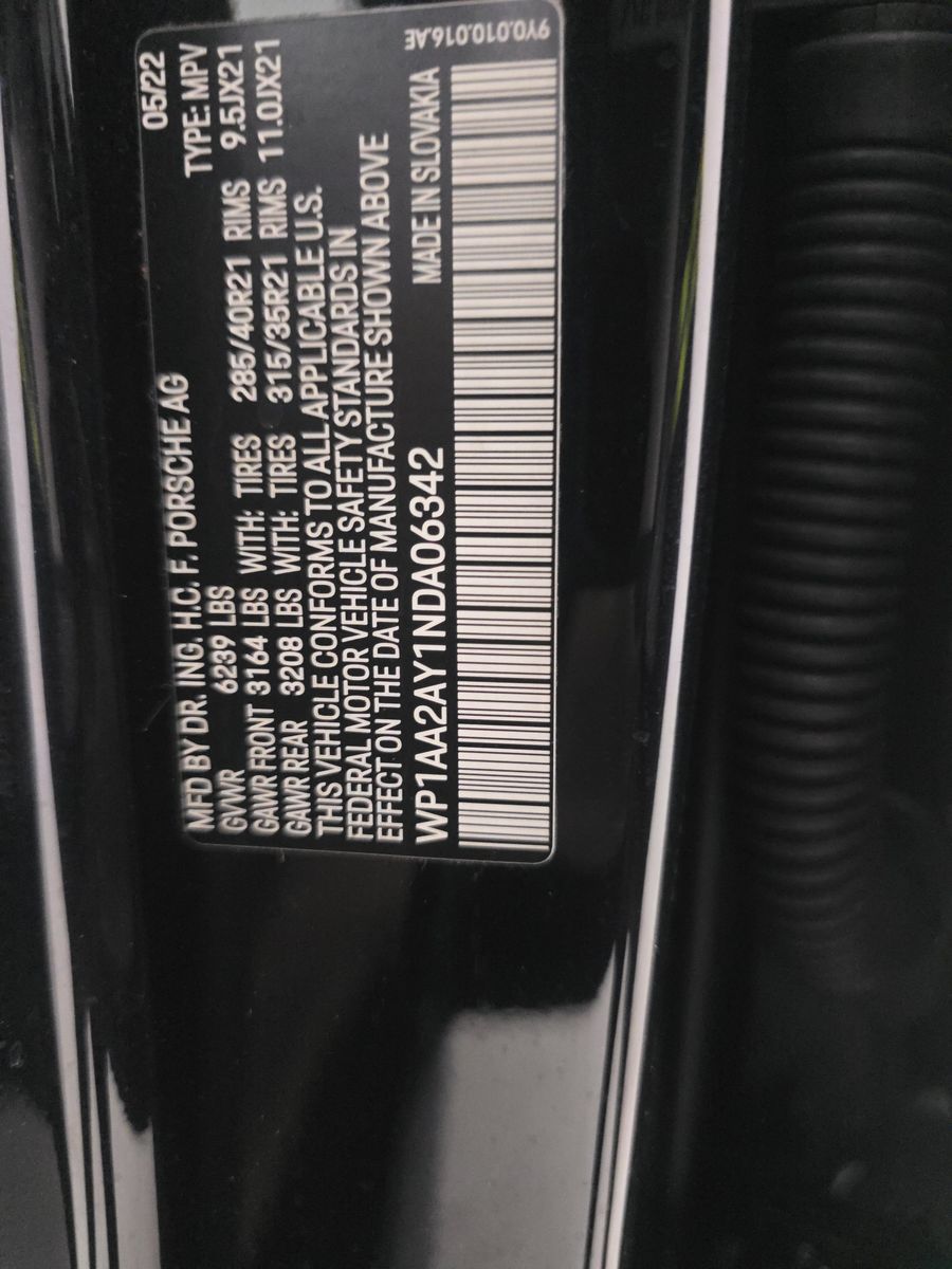 2022 Porsche Cayenne Platinum Edition AWD