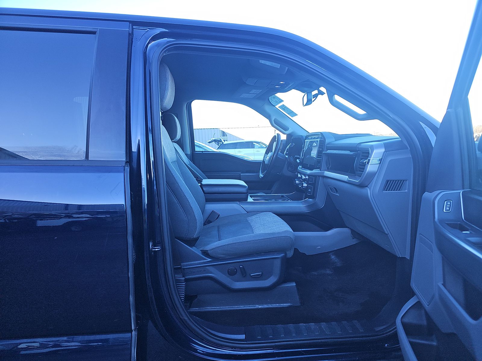 2022 Ford F-150 XLT AWD