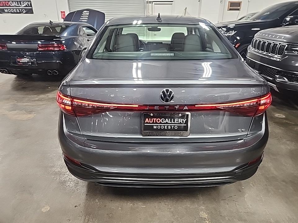 2025 Volkswagen Jetta 1.5T SE FWD