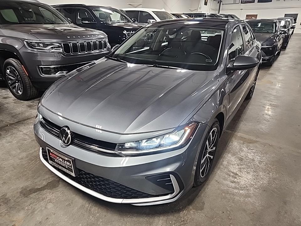 2025 Volkswagen Jetta 1.5T SE FWD