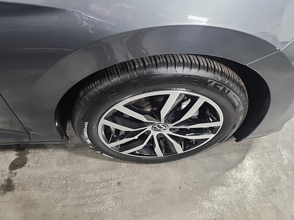 2025 Volkswagen Jetta 1.5T SE FWD