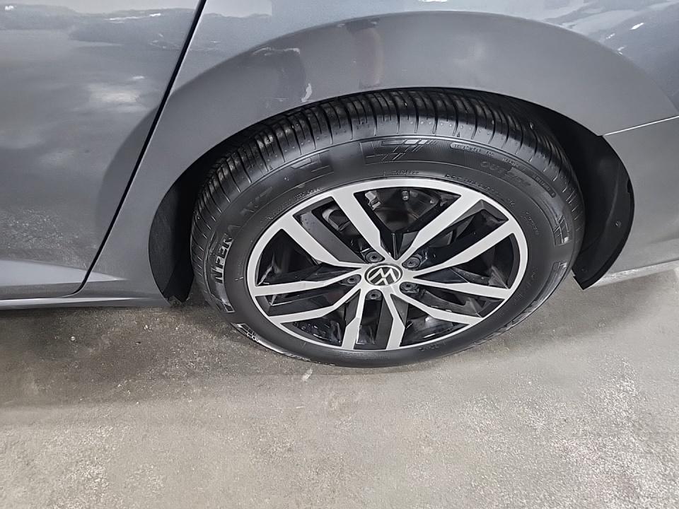 2025 Volkswagen Jetta 1.5T SE FWD