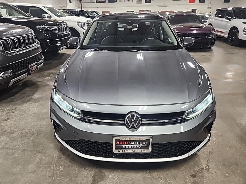 2025 Volkswagen Jetta 1.5T SE FWD