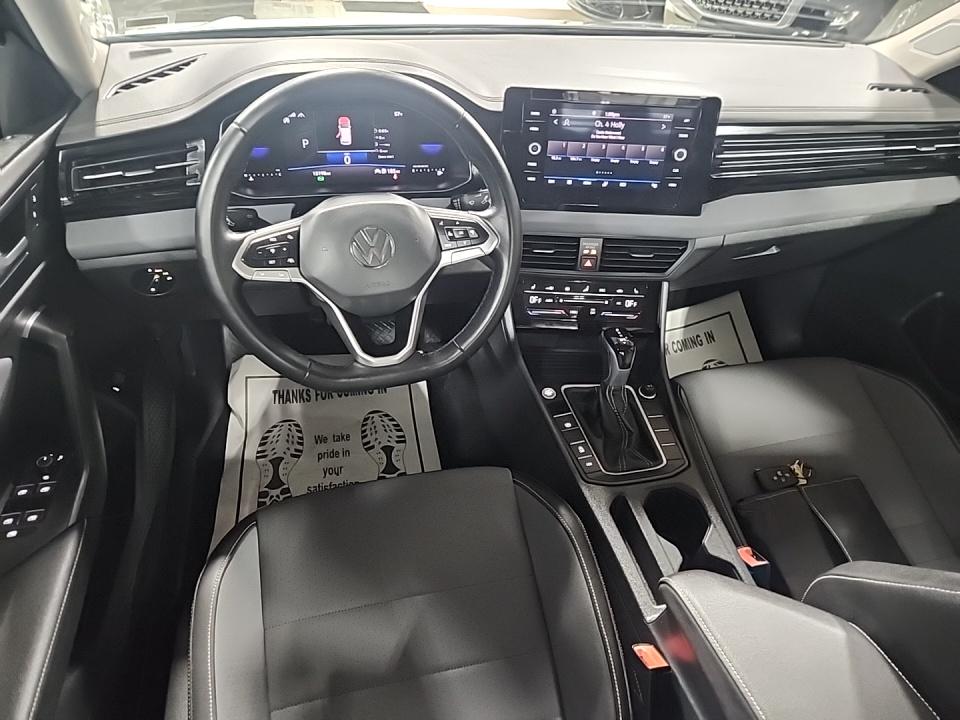 2025 Volkswagen Jetta 1.5T SE FWD