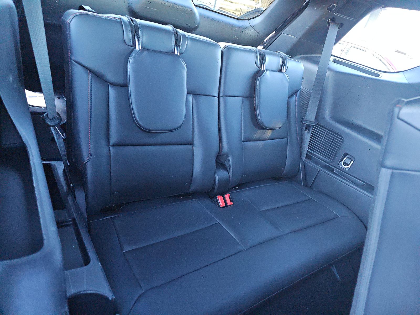 2025 Ford Explorer ST-Line AWD