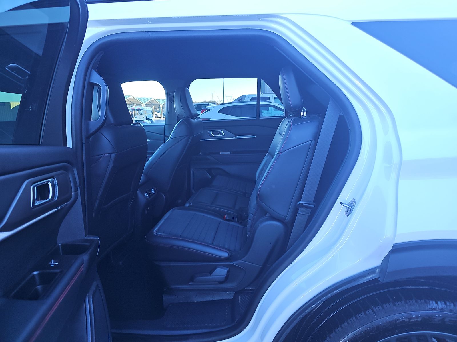 2025 Ford Explorer ST-Line AWD