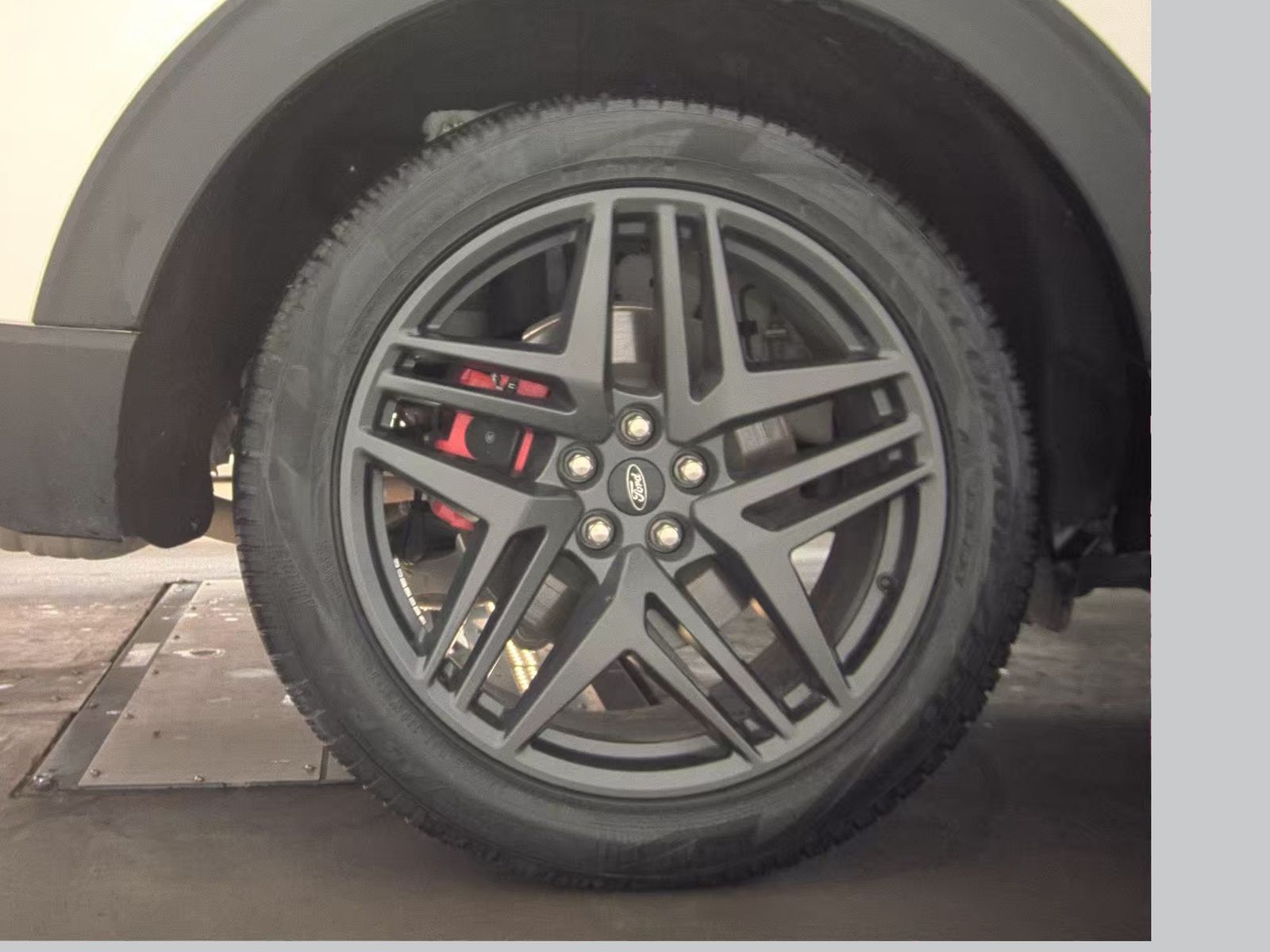 2025 Ford Explorer ST-Line AWD