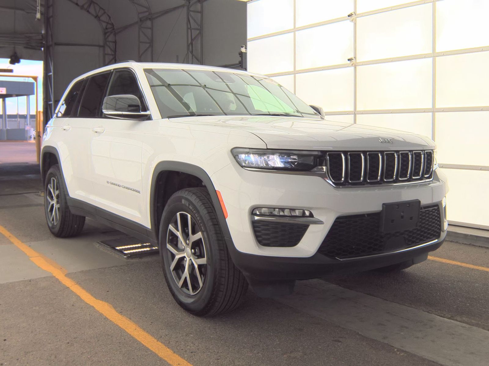2025 Jeep Grand Cherokee Limited AWD