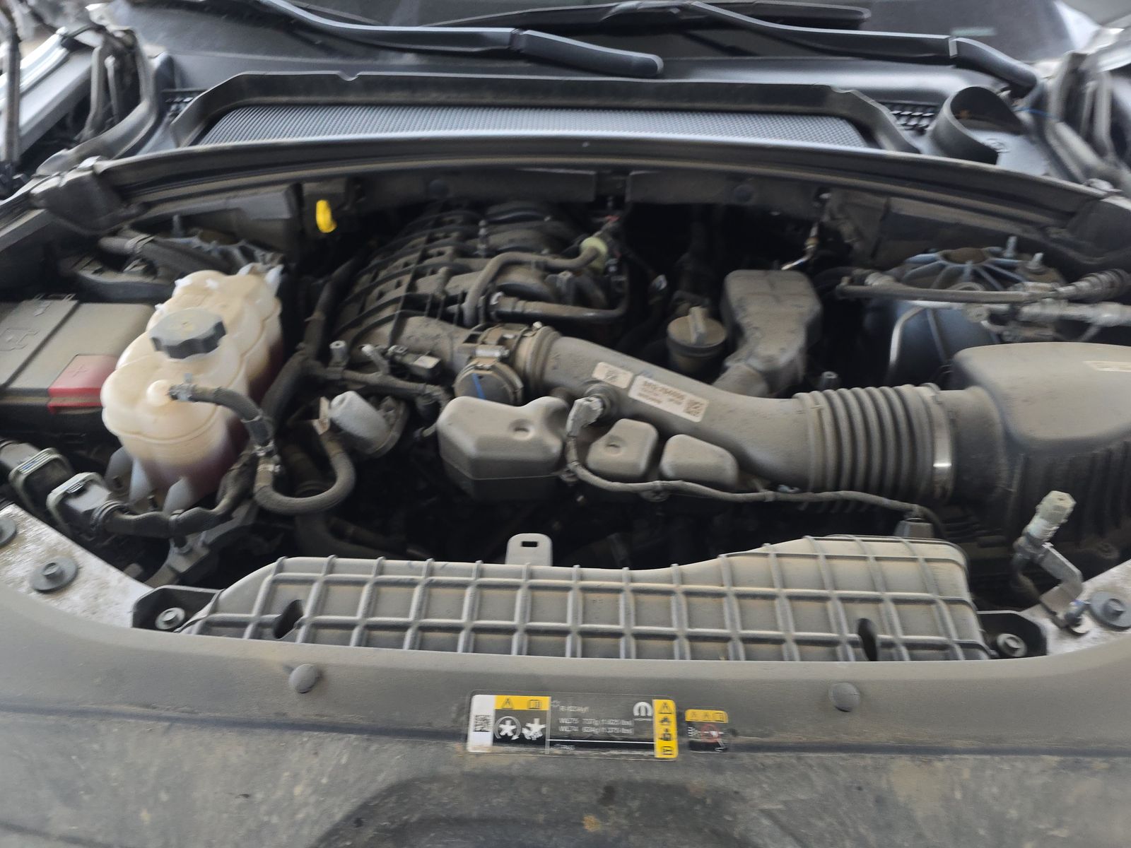 2023 Jeep Grand Cherokee Laredo AWD