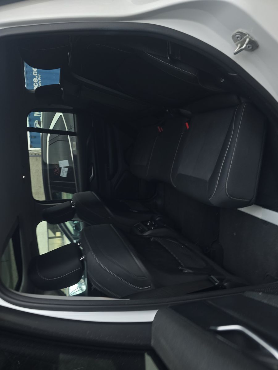 2023 Jeep Grand Cherokee Laredo AWD