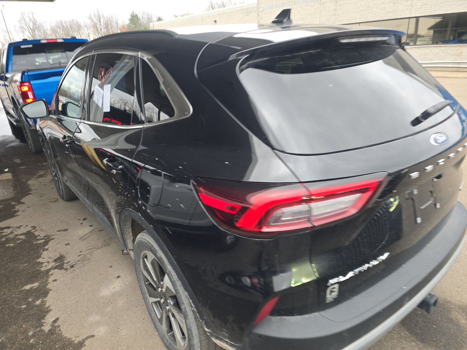 2023 Ford Escape Hybrid Platinum AWD