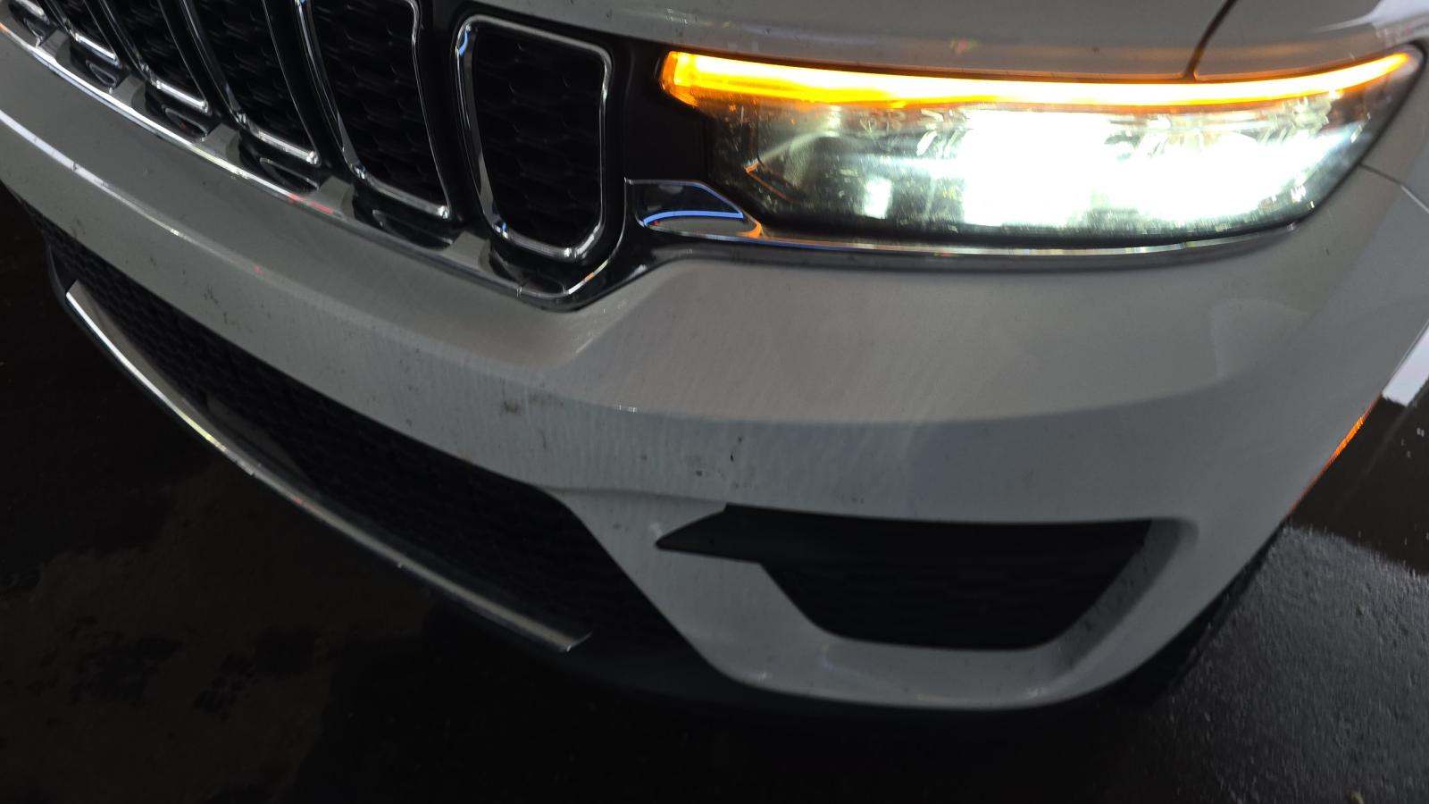 2023 Jeep Grand Cherokee Laredo AWD